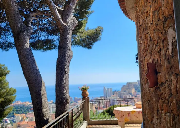شقة Dans Provencale Avec Terrain De Boules Vue Imprenable Sur Monaco